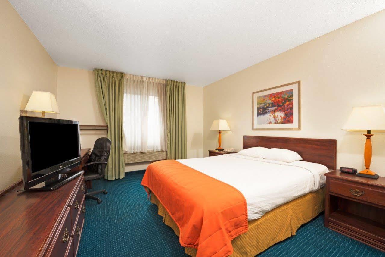 Quality Inn Noblesville-Indianapolis Zewnętrze zdjęcie